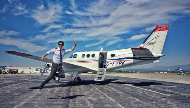 menjadi pilot