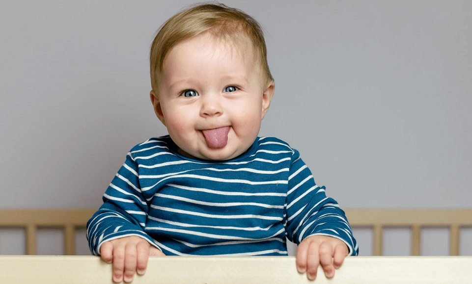 Tingkah Aneh pada Bayi