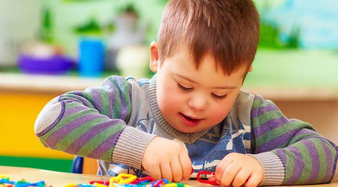 Melatih Fokus Anak Autis