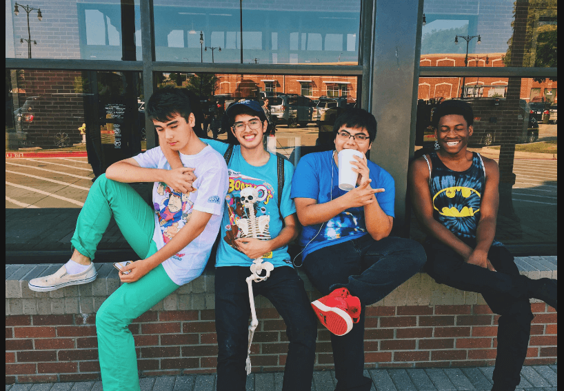 Anak Remaja Sering Bicara Sendiri