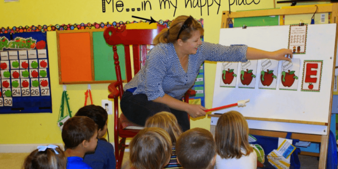 Mengajar bahasa Inggris untuk anak-anak