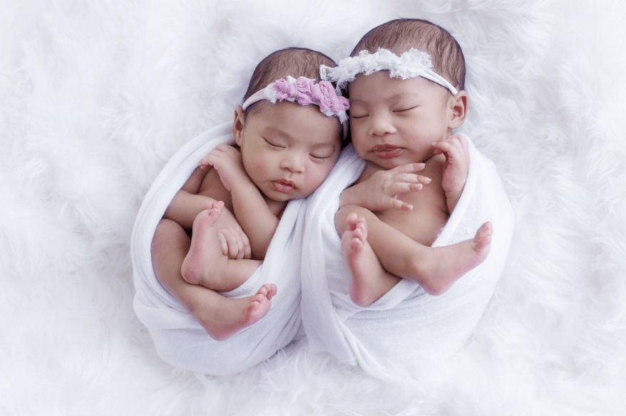 Nama bayi Laki laki Kembar