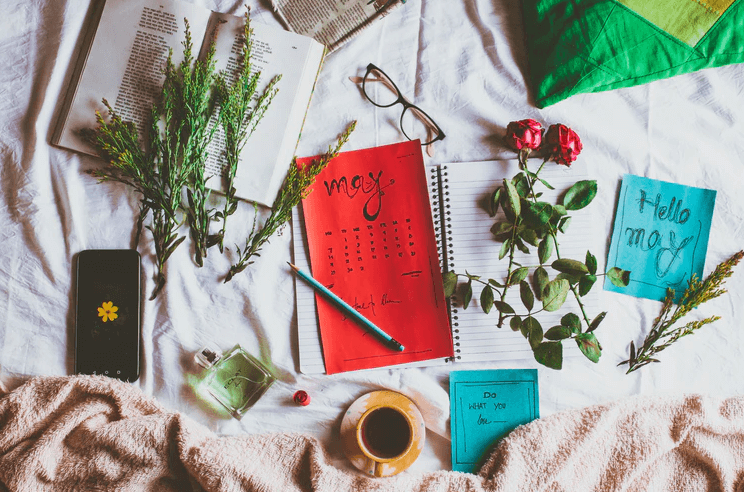 rangkaian nama bayi mei