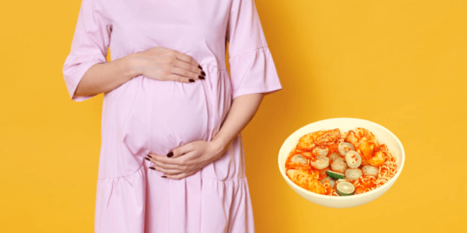 ibu hamil makan seblak