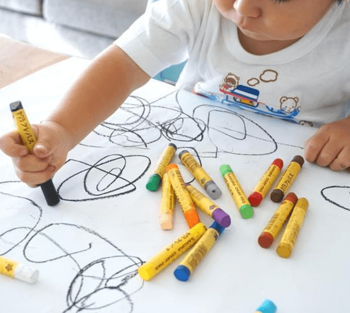 mewarnai gambar untuk balita