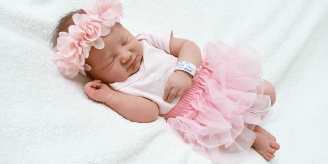 20+ Rangkaian Nama Bayi Agustus Mudah Diingat, Penuh Makna