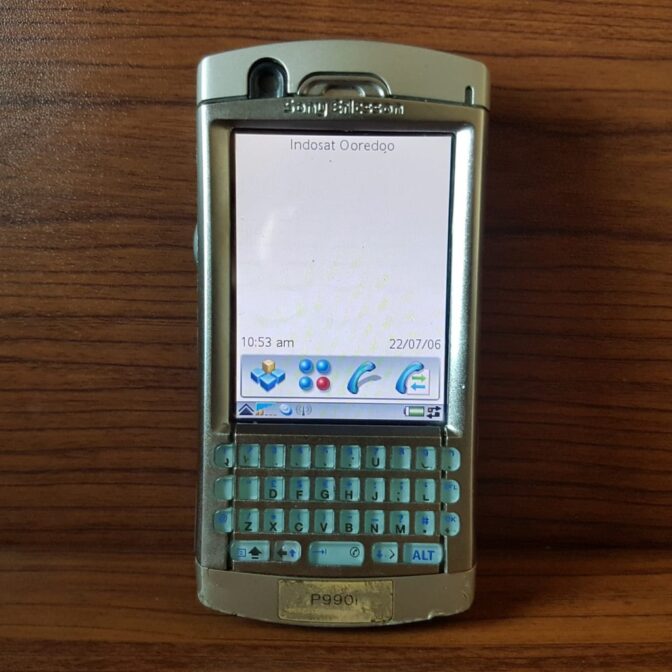 Sony Ericsson P Series 