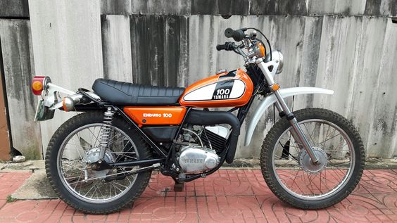 Yamaha DT100 1