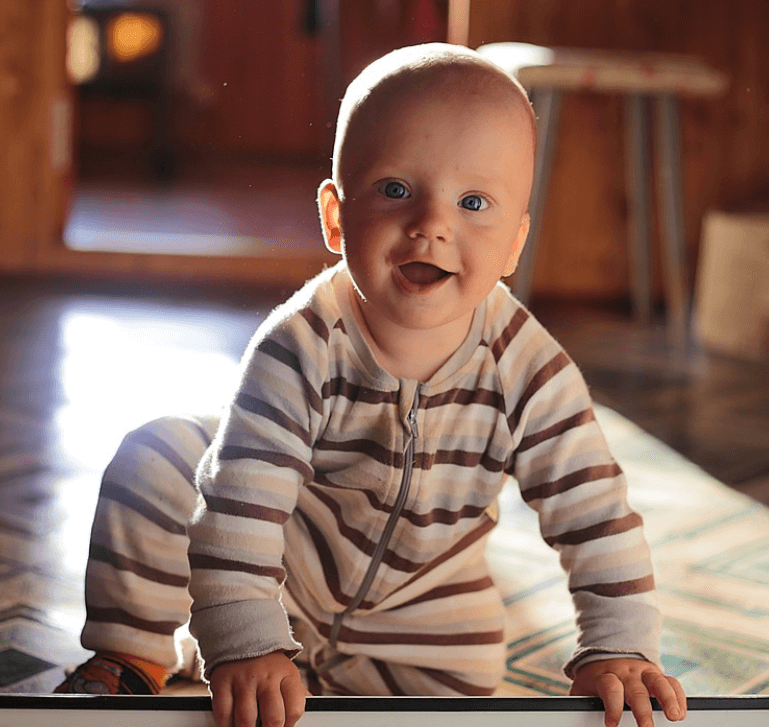 Aplikasi nama bayi laki laki