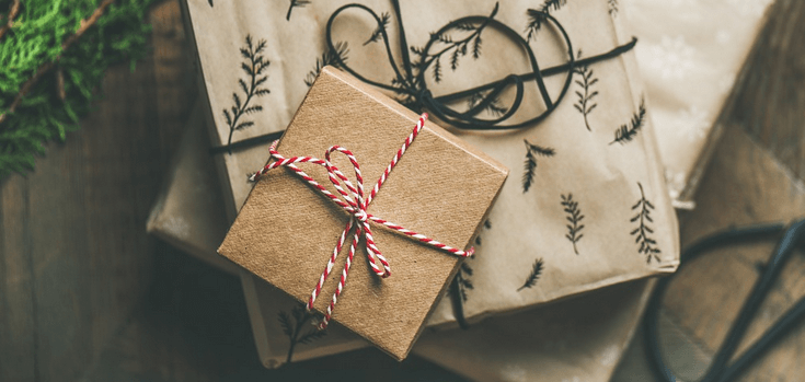 Kado farewell untuk atasan