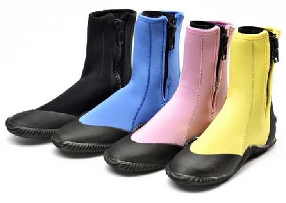 Peralatan menyelam - Boots