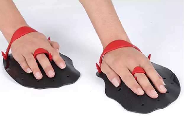 Peralatan renang anak - hand paddle