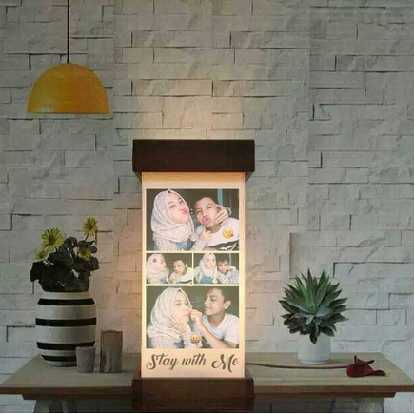 ide kado ulang tahun - lampu hias dengan kolase foto