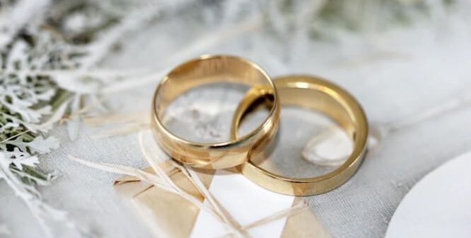 kado anniversary untuk istri