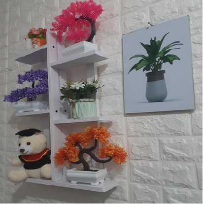 kado untuk guru di hari guru - rak display kayu