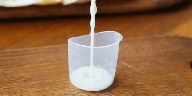 Cup feeder untuk bayi baru lahir