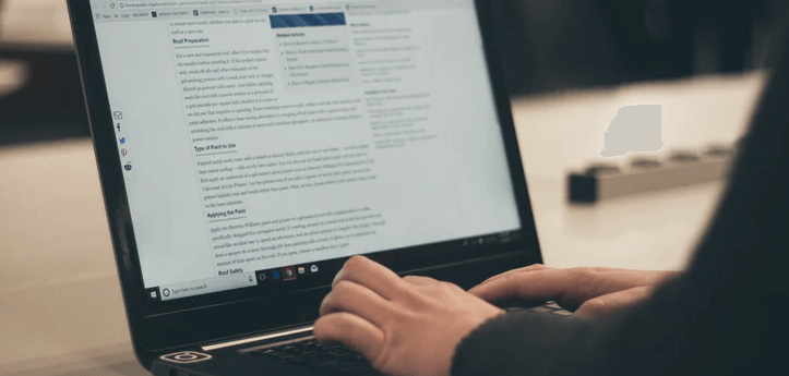 Mengecek typo di Word