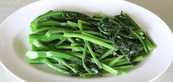daun kangkung untuk bubur manado