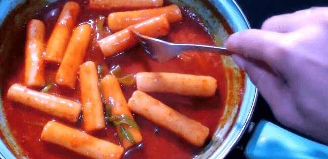 resep masakan Korea tteokbokki halal