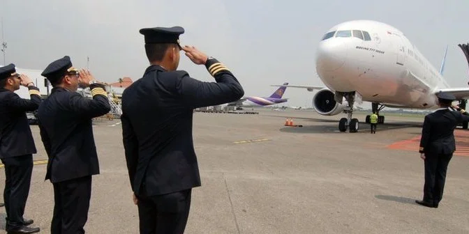 Sekolah ikatan dinas perhubungan 