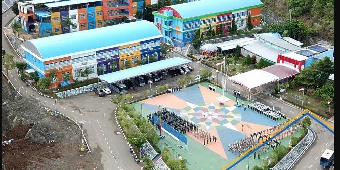 Sekolah ikatan dinas yang sepi peminat