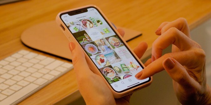 caption instagram keren singkat