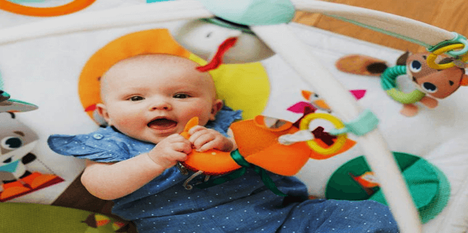 Mainan untuk Bayi 4 Bulan