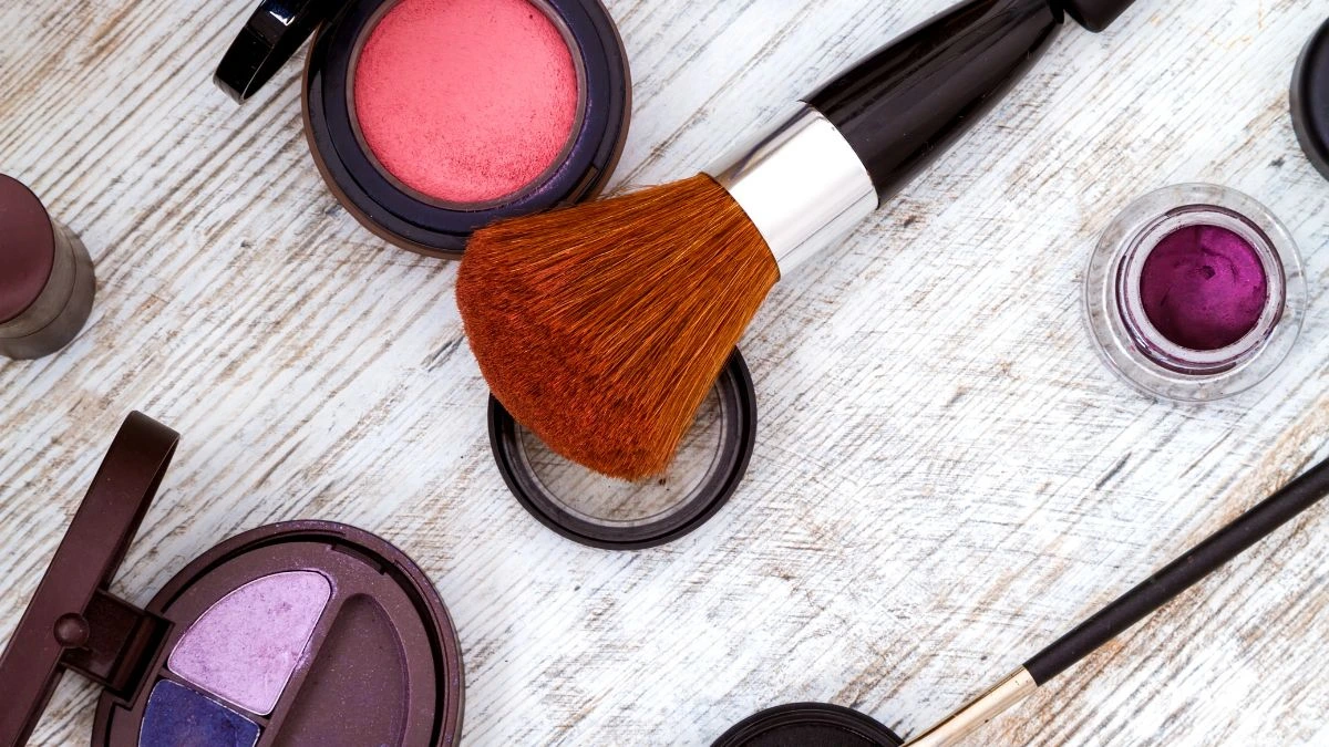 Tahan Lama! Ini 6 Varian Blush On Emina yang Paling Banyak Diburu