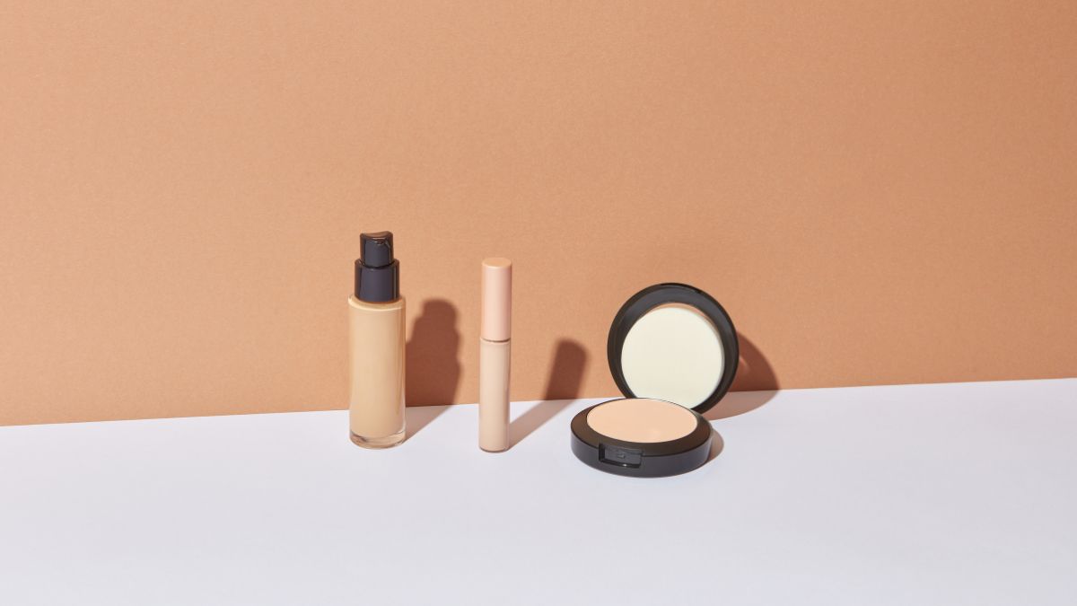 cara memakai foundation Wardah