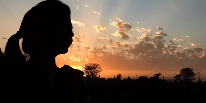 foto profil Siluet keren untuk perempuan