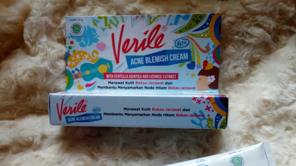 Obat penghilang bekas jerawat