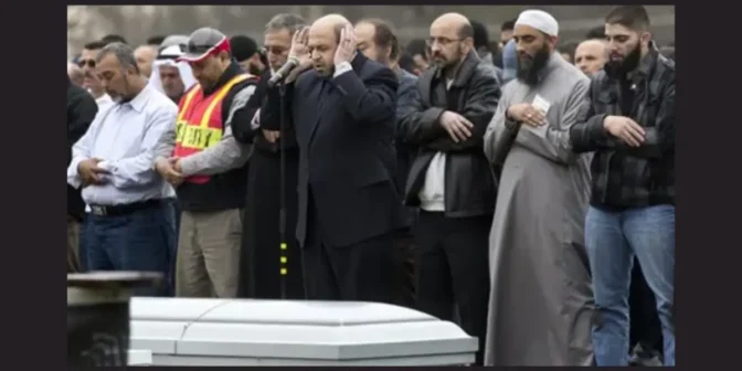 posisi jenazah saat disholatkan