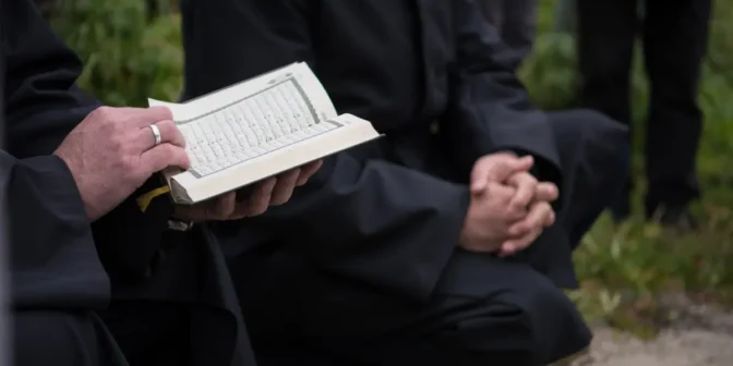 tata cara sholat jenazah