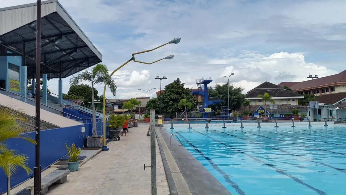 kolam renang di jogja yang murah dan bagus - FIK UNY