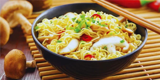 Bolehkah ibu hamil makan mie instan