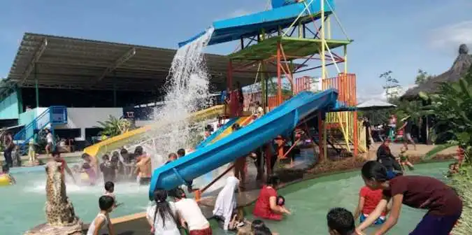 kolam renang jajaway