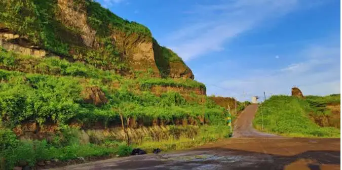 kolam renang brown canyon