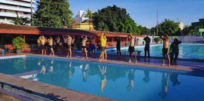 kolam renang gor senen