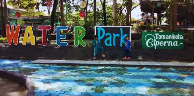 kolam renang ciperna