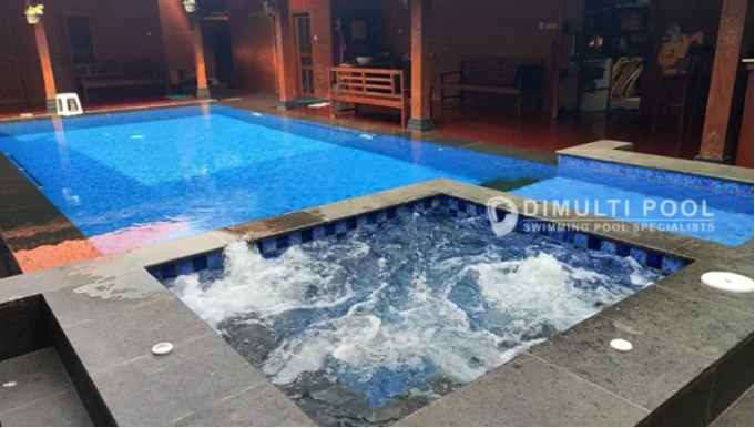 Contoh Kolam Jacuzzi Permanen