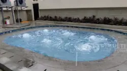 Kolam whirlpool permanen. Ini pertimbangan memilih kolam whirlpool permanen atau portable.