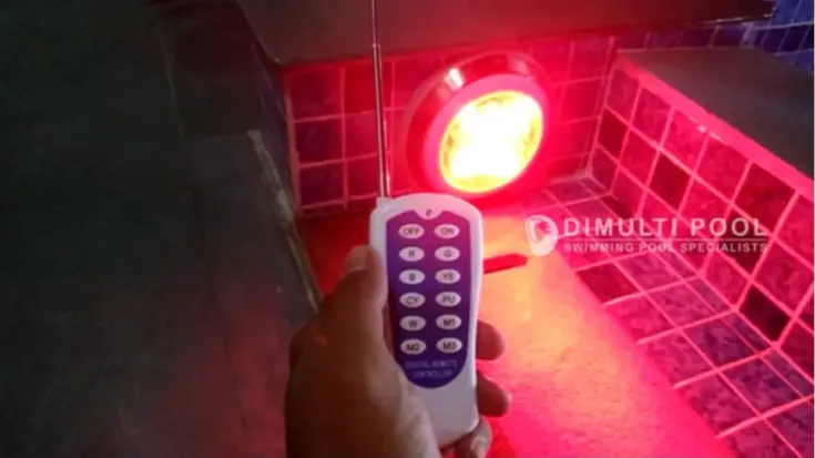 Contoh lampu kolam renang