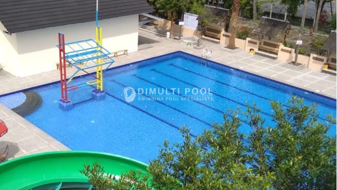 Contoh kolam renang olympic untuk bisnis kolam umum.